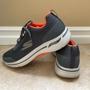 Skechers Go Walk Arch Fit Men’s Shoes